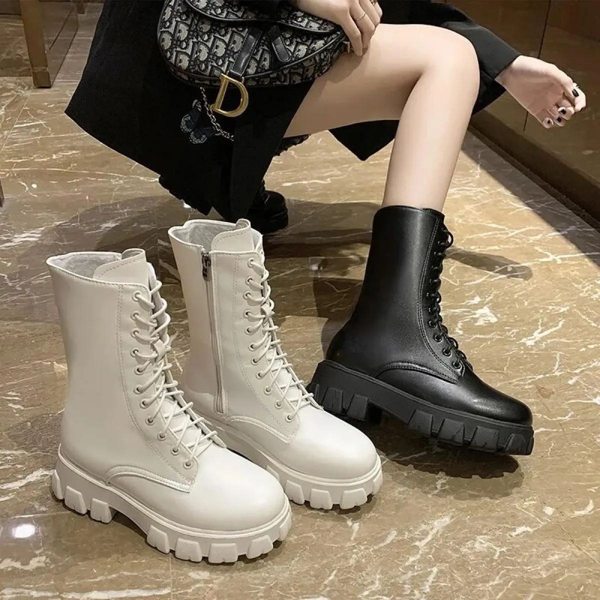 2024 nuove donne di vendita calde stivali inverno caldo moda lace up cerniera tacco alto classico scarpe da donna di colore soli