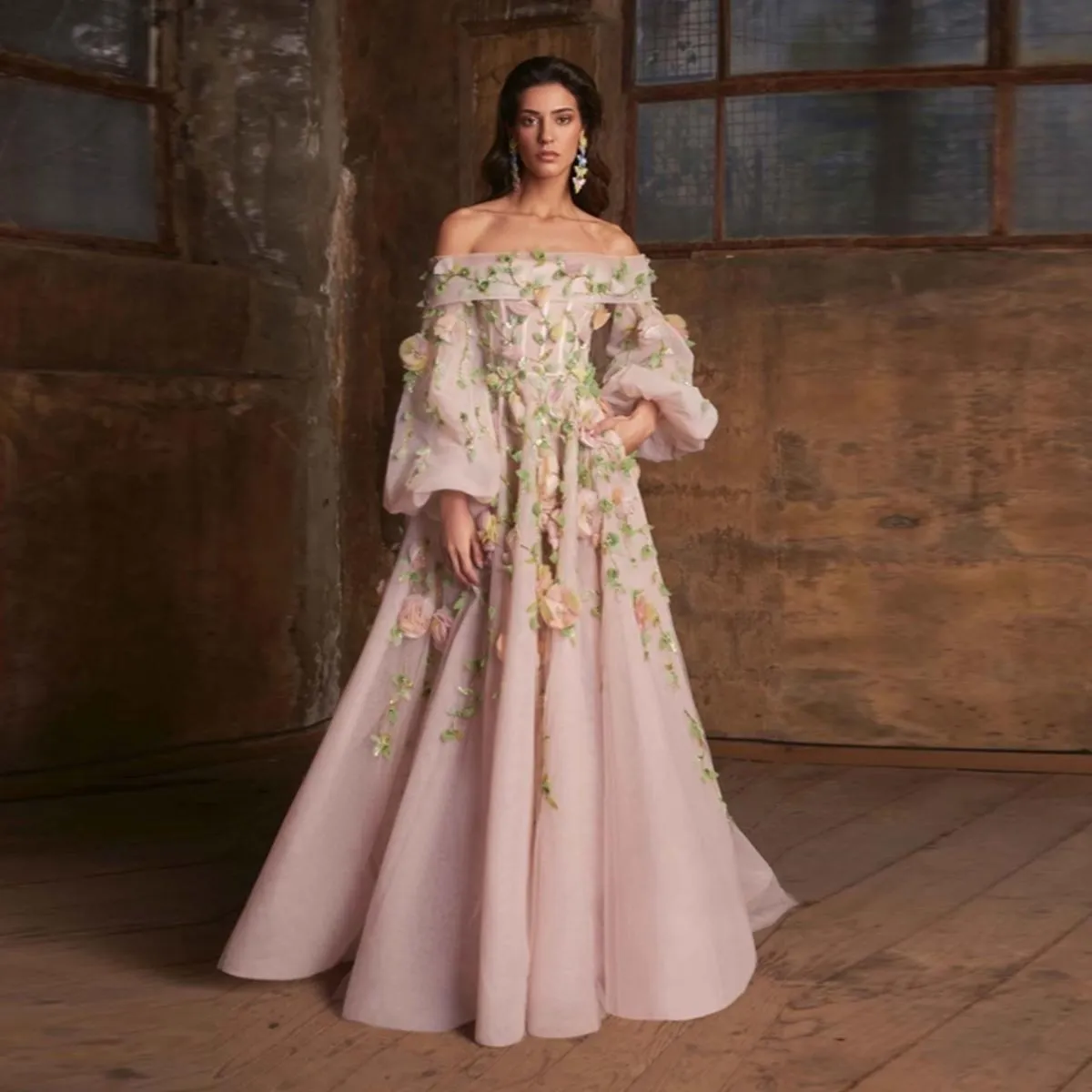 Abiti da sera floreali rosa ricamati romantici con spalle scoperte maniche a sbuffo fiori 3d abito formale abito da sposa