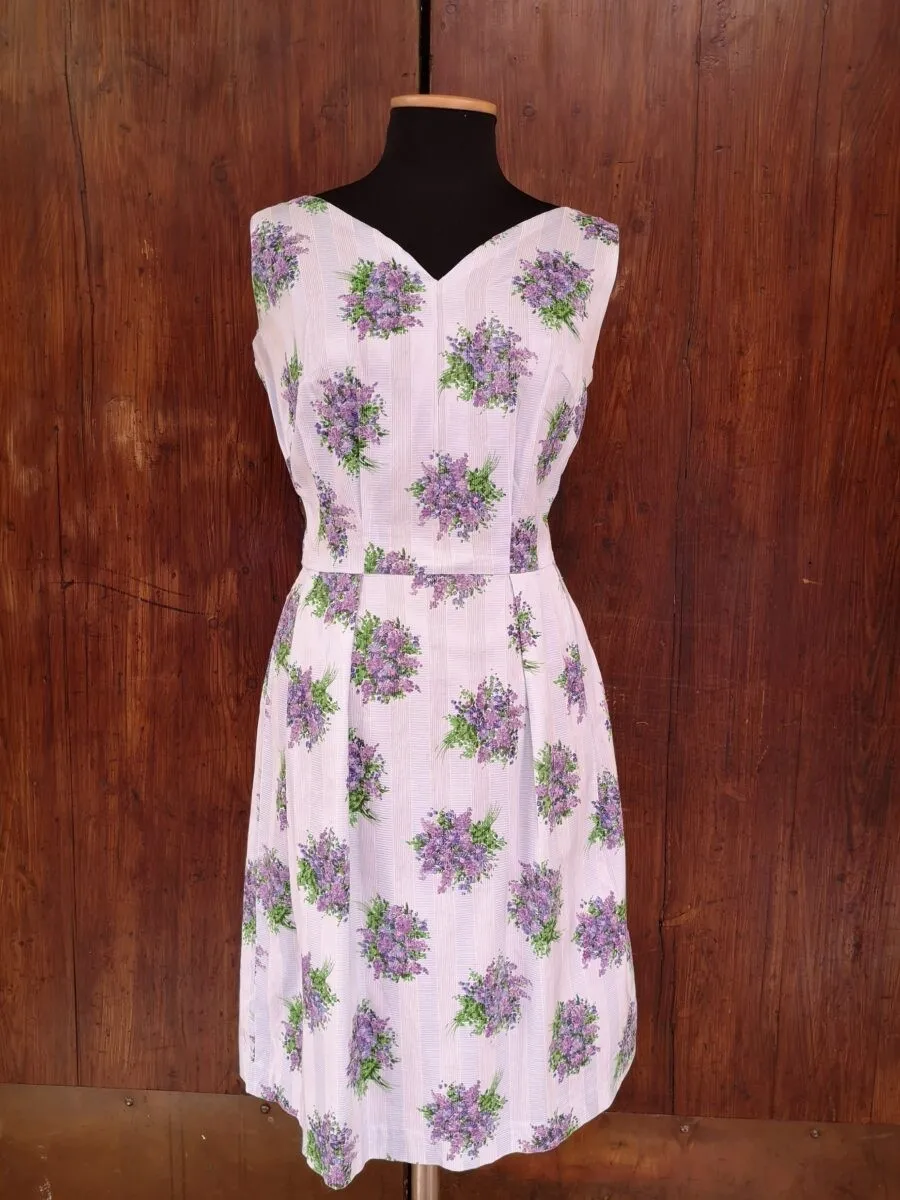 Abito sartoriale anni ’50 a fiori viola