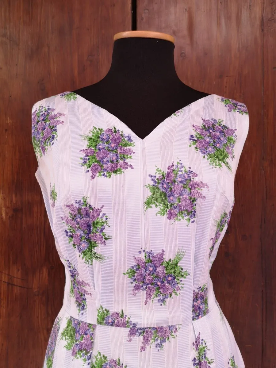 Abito sartoriale anni ’50 a fiori viola