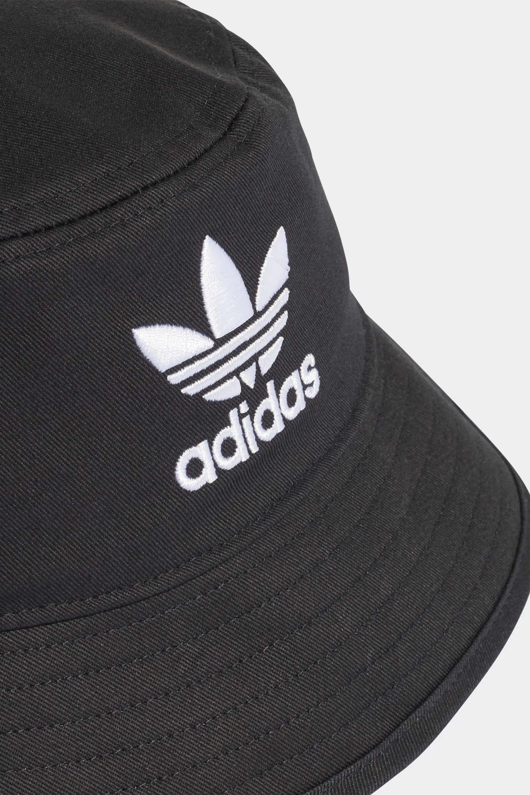 adidas Originals - Cappello da pescatore con trifoglio
