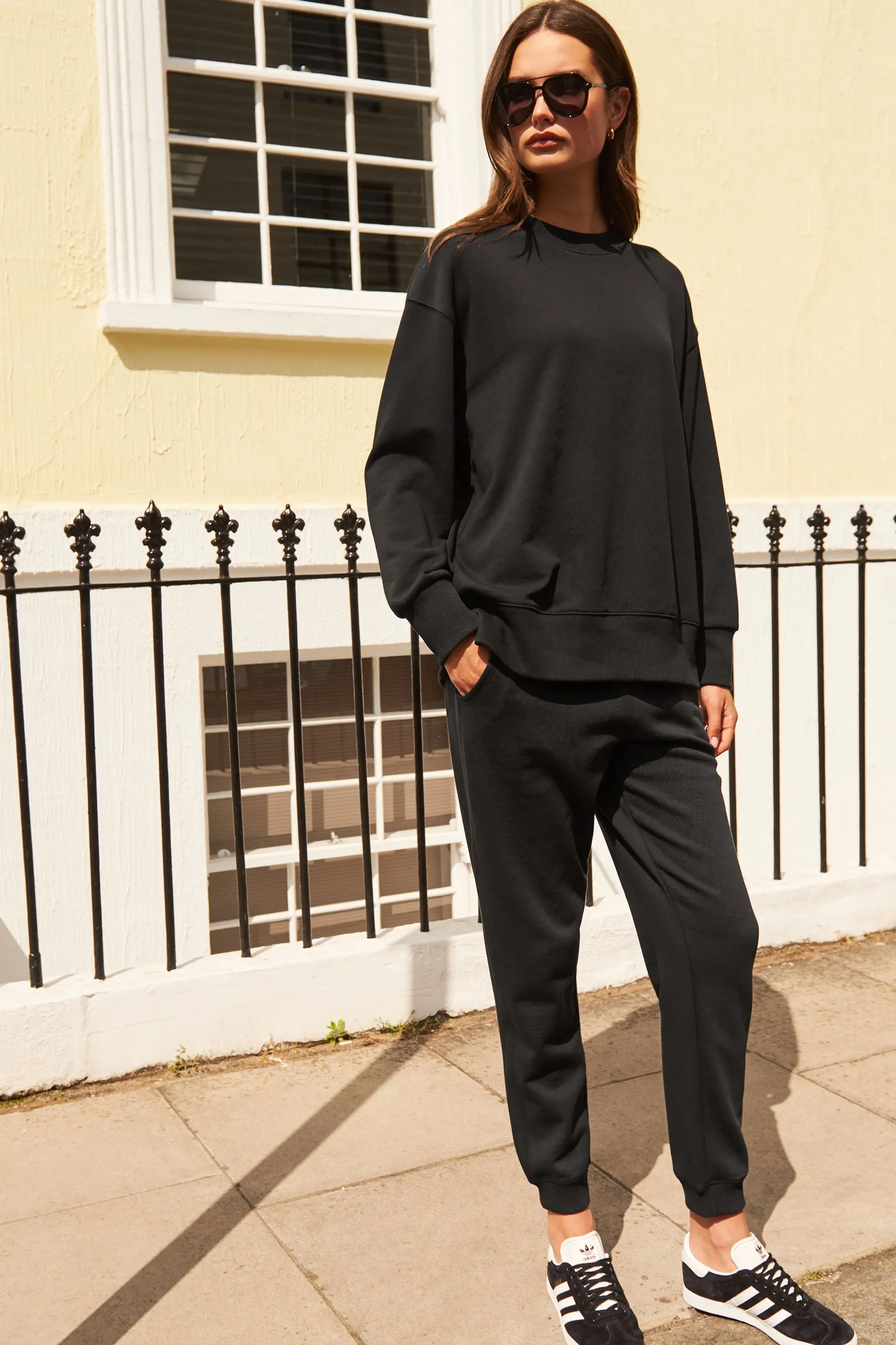 Must-have - Felpa lunga in cotone con vestibilità comoda    