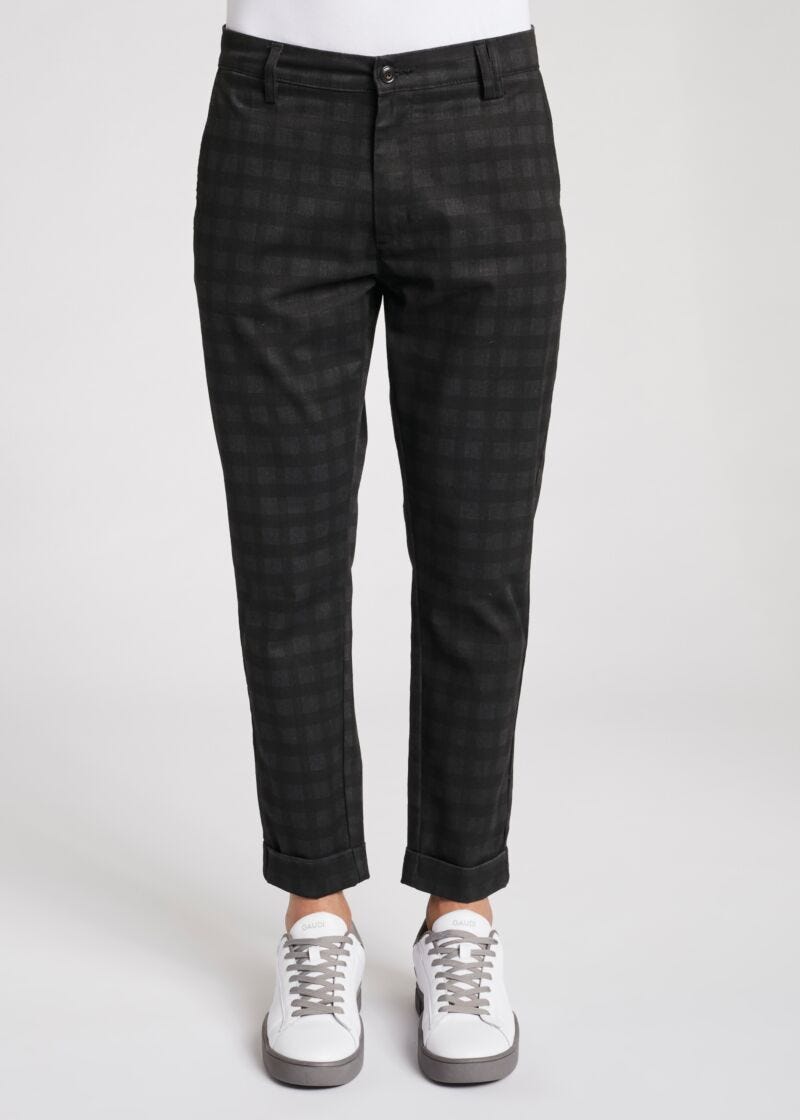 Pantaloni chino con motivo check