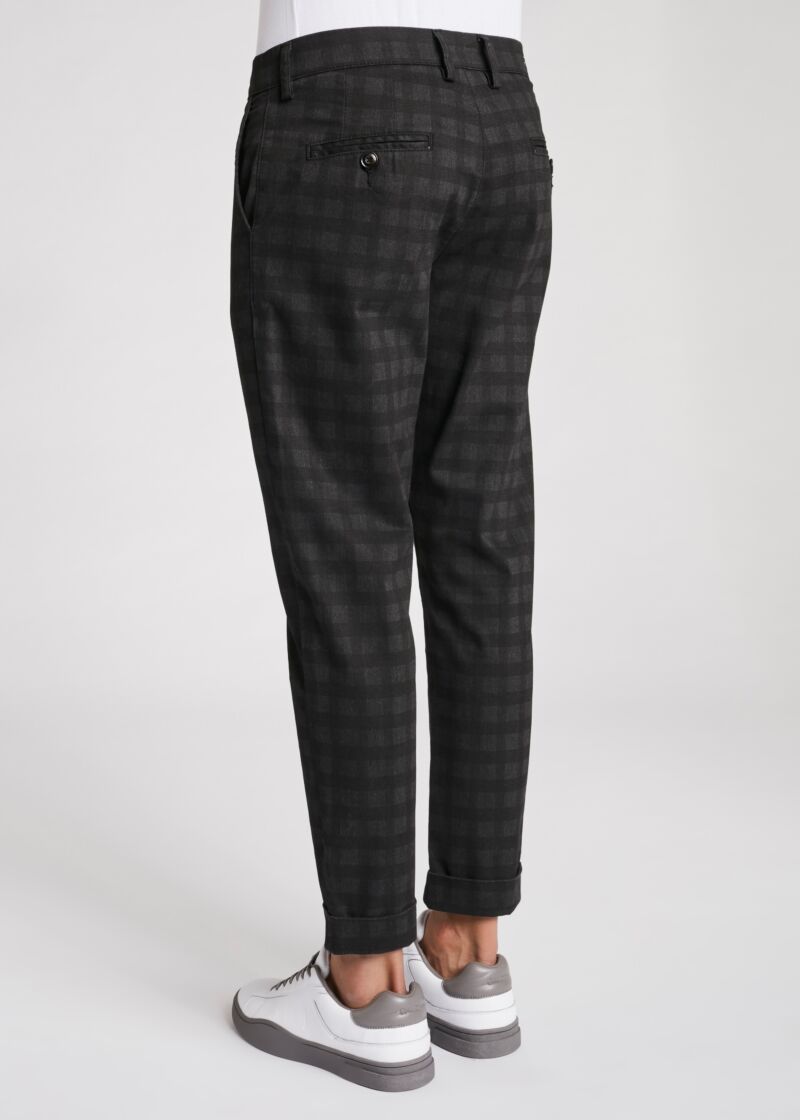 Pantaloni chino con motivo check