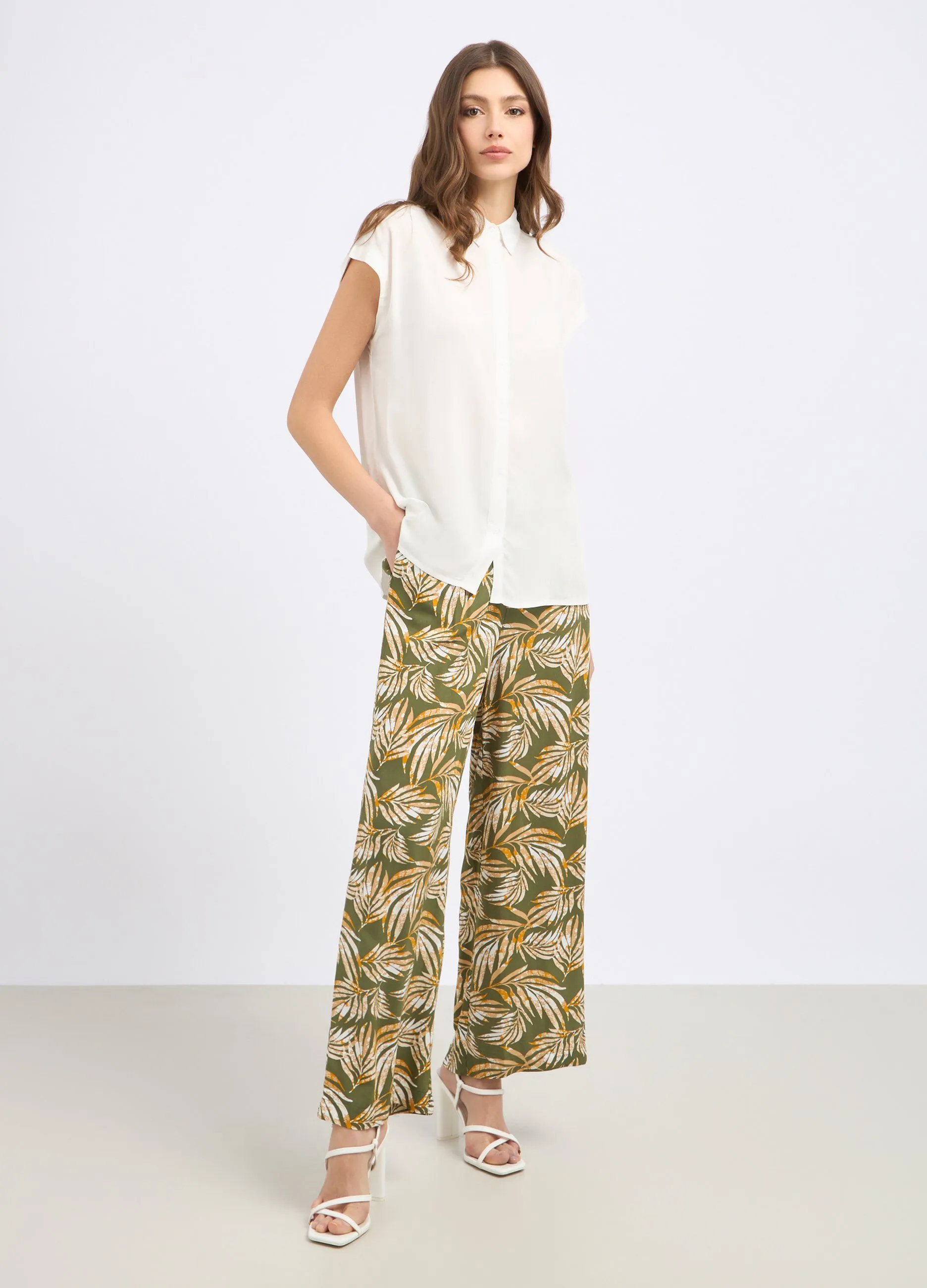 Pantaloni in pura viscosa con stampa donna